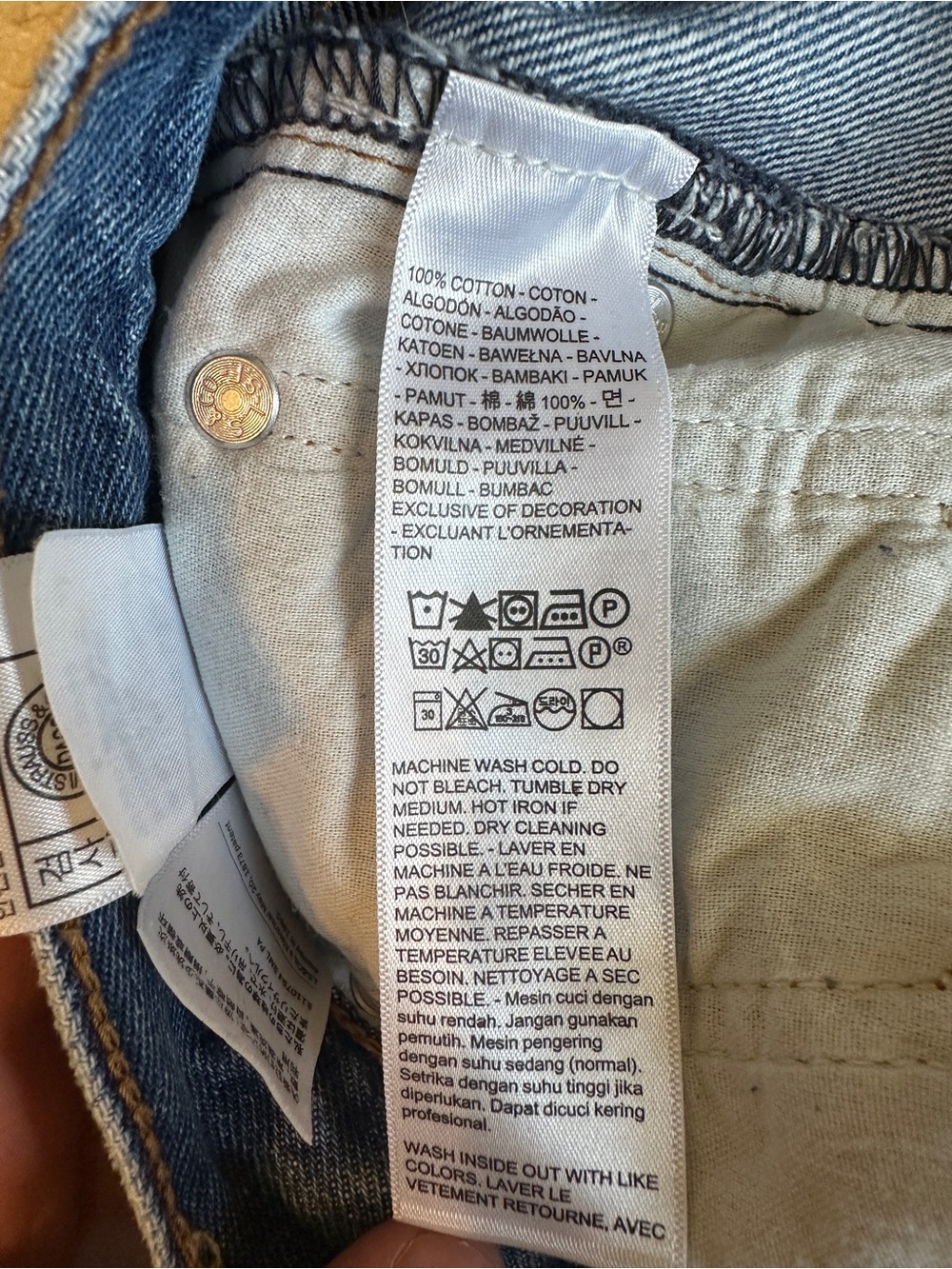 Levi’s Ribcage Wide Leg Jeans - Picture 9 of 11